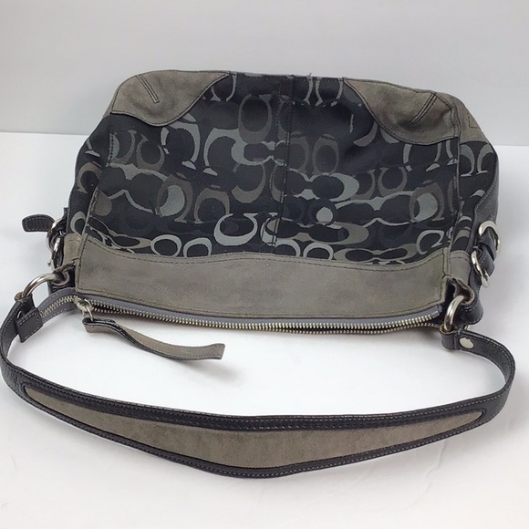 Coach Bog - Picture 5 of 15